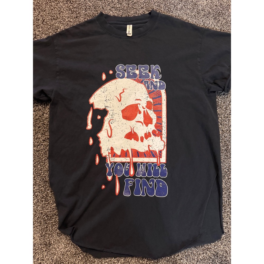 Pebby Forever Seek And You Will Find Skull Graphic T-Shirt Black Y2K Vintage